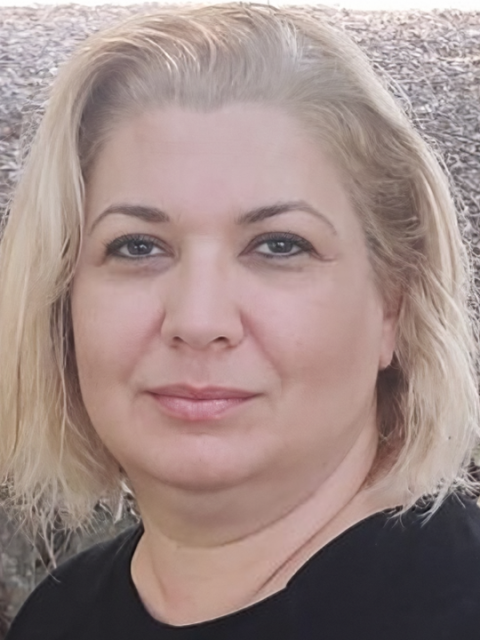לריסה ליבוביץ
